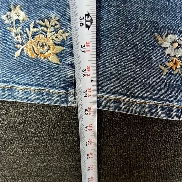 Driftwood Embroidered Cargo Straight Jeans, Womens Plus Size 20 - Picture 6 of 9